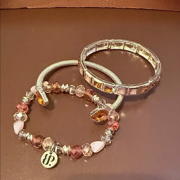 Bomb Party Peach Stack. Elegant Silver, Peach and Pink Bracelet Set - Picture 6 of 8